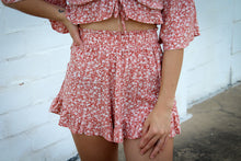 Load image into Gallery viewer, Floral Ruffle Shorts
